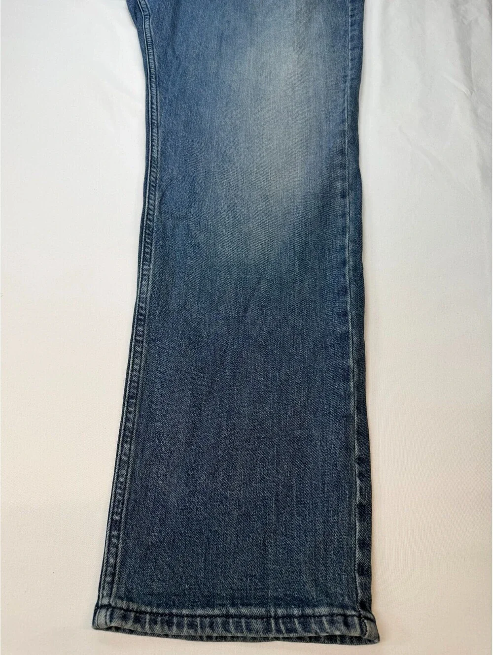 Calvin Klein Men's Jeans Slim Straight Medium Wash Mid Rise Solid Size 38 Blue